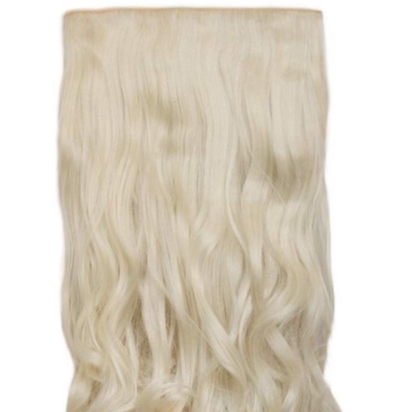 ✨ 20” Light Blonde 3/4 full head clip ins  NWT* ✨